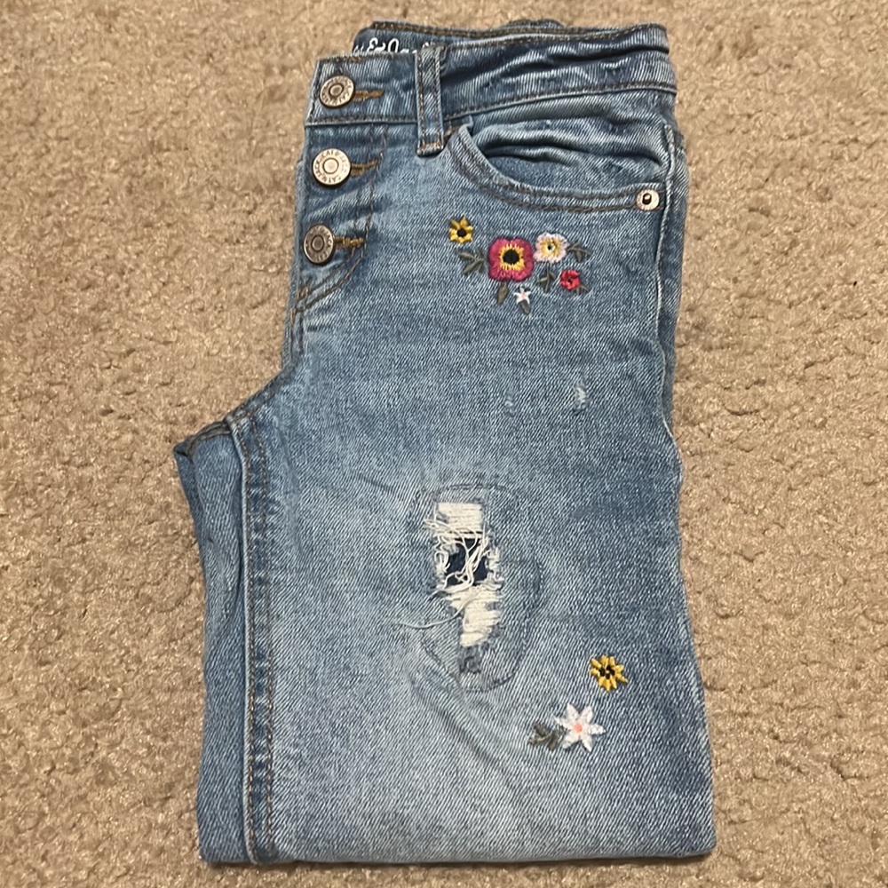 Used Cat & jack girls jean size US 6